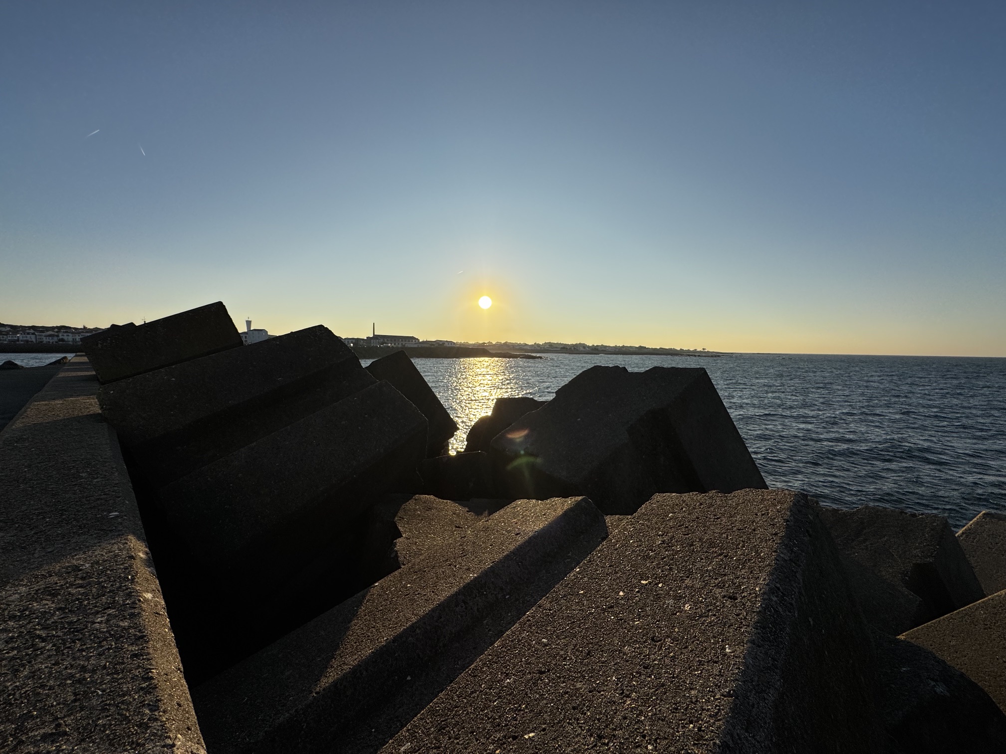 Coucher de soleil depuis le môle de Port Joinville, île d'Yeu